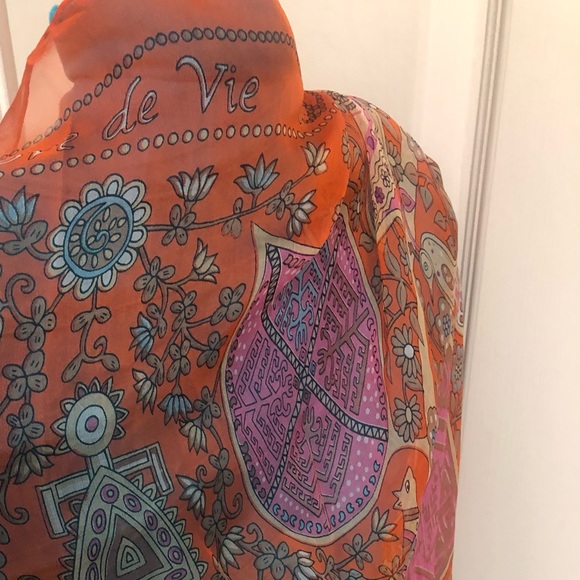 Hermes L’abre de vie Scarf. Hand rolled.  Silk - Picture 2 of 16